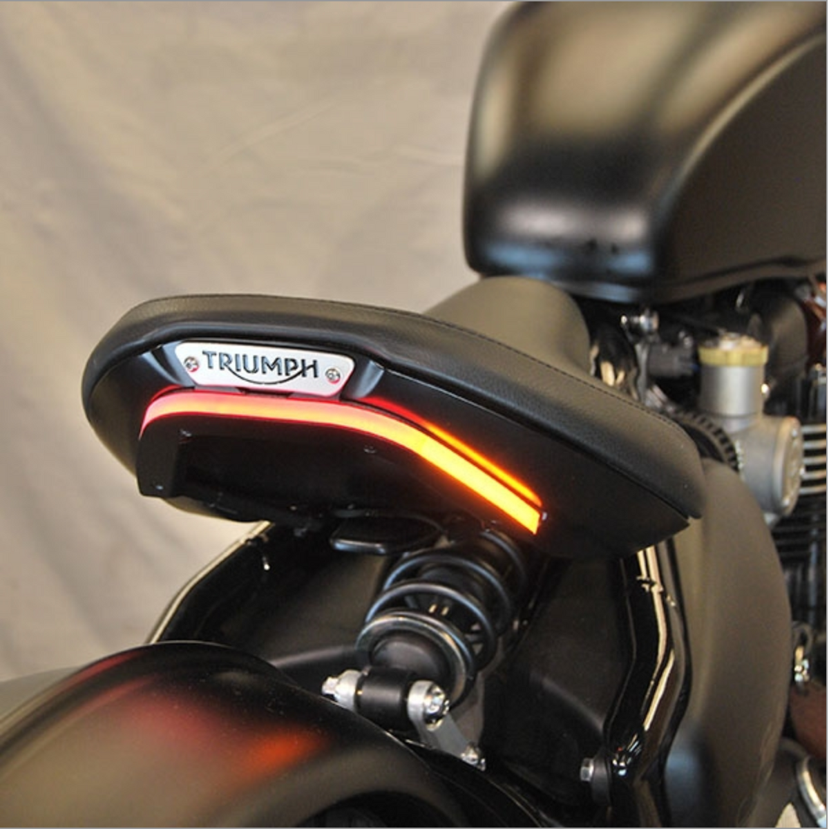 Bobber tail light kit clearance
