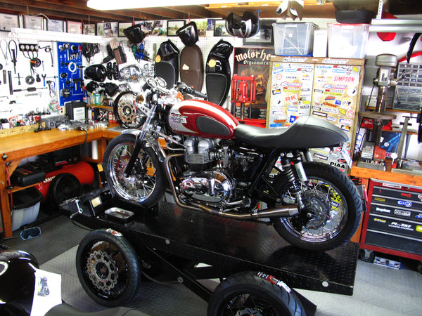 British Customs 2 into 1 Low Pipes - Air Cooled Bonneville and Thruxton - Canyon Motorcycles