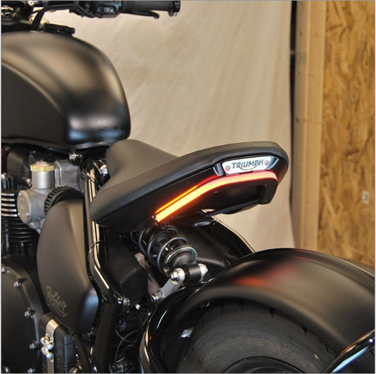 Triumph bobber shop fender eliminator
